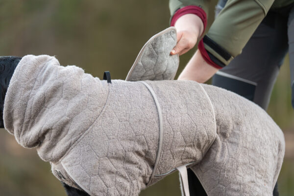 Non-Stop Drying Coat - Image 4