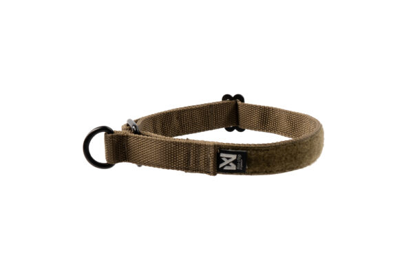 Non-Stop Solid Adjustable Collar Working Dog